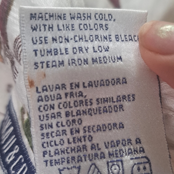 Erika & Co Vintage Falling Leafs Button Down Blouse - Picture 10 of 10